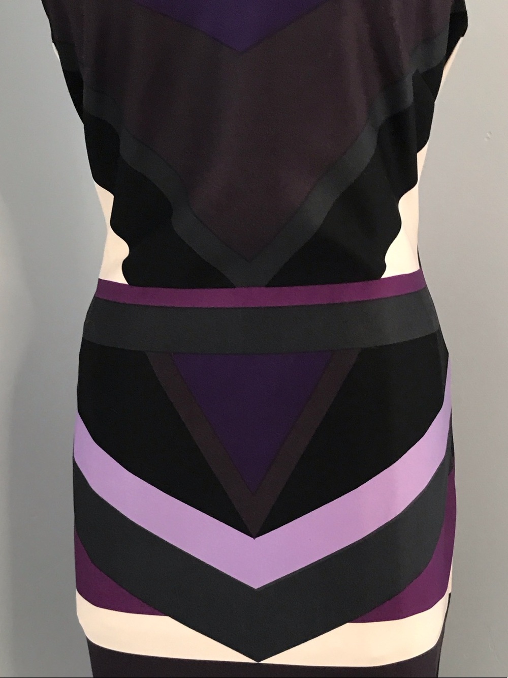 Vince Camuto Purple & Black Geometric Midi Dress - Picture 4 of 9